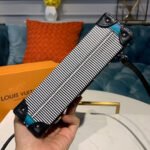 Louis Vuitton Petite Malle M53847 - Image 4