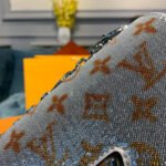 Louis Vuitton Twist MM with Silver Sequins M50282 - Image 6