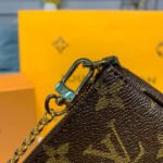 Louis Vuitton Vivienne Mini Pochette Accessoires M69056 - Image 7