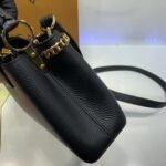 Louis Vuitton Taurillon Leather Capucines PM M52963 - Image 5
