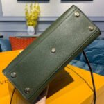 Louis Vuitton On My Side M55302 - Image 7