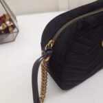 Gucci GG Marmont Velvet Small Shoulder Bag 447632 - Image 5