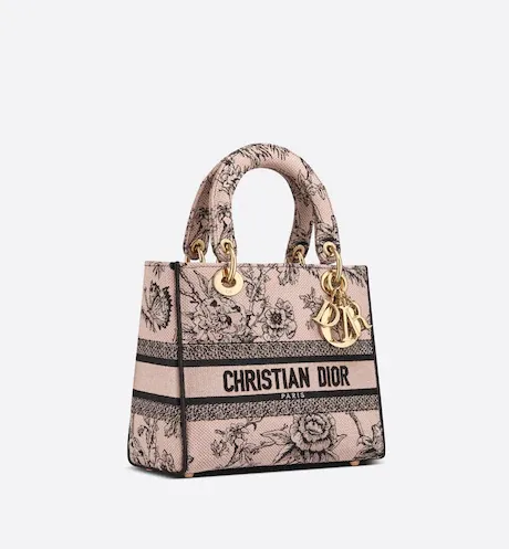 22b71d2ead03afe176e11416895756c7c61faa91 Medium pink embroidered new bag - Image 1