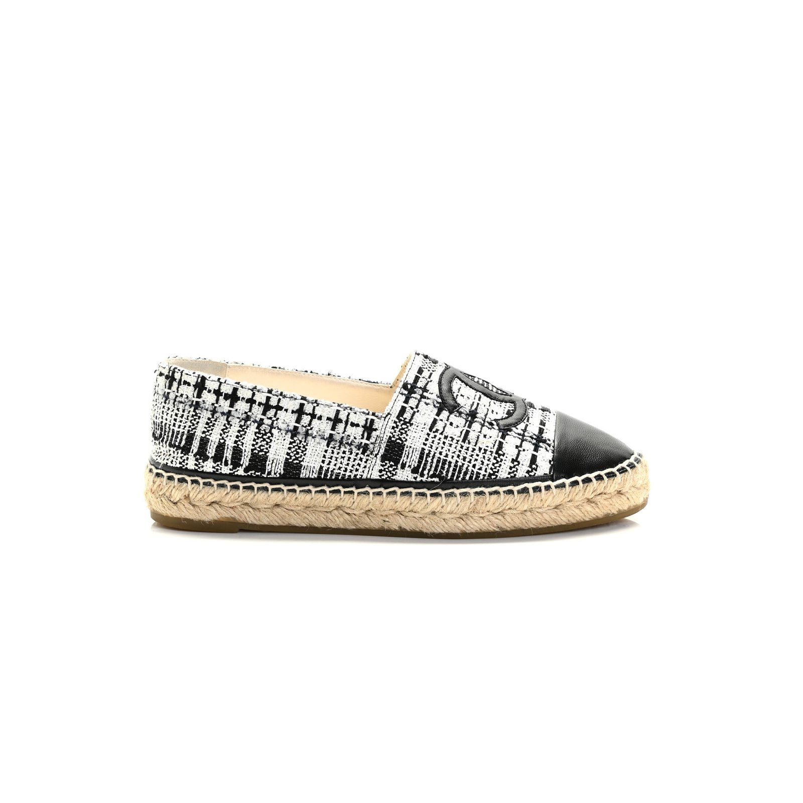 24edc7402d2d0338a67b47f773646281e9ca417c CHANEL TWEED CC ESPADRILLES BLACK WHITE G29762 - Image 1