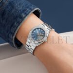 VACHERON CONSTANTIN OVERSEAS QUARTZ 33 MM STEEL WATCH 1225V/200A-B590 - Image 3