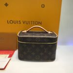 Louis Vuitton Monogram Canvas Nice Cosmetic Mini M44495 - Image 2