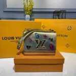 Louis Vuitton Epi Leather Twist PM M50332 Gold - Image 2