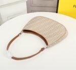 Ladies fashion classic handheld crossbody bag - Image 4