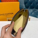 Louis Vuitton Monogram Canvas Cosmetic Pouch M47515 - Image 10