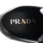 PRADA VITELLO SOFT TRIANGLE LOGO LOW TOP 45MM SNEAKERS 40 BLACK WHITE - Image 7