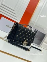 Ladies Fashion Butterfly Bracelet Bag - Image 7