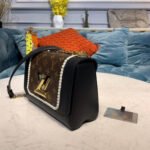 Louis Vuitton Twist MM M44837 - Image 3