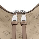 Louis Vuitton M56084 Beaubourg Hobo MM Poche felli - Image 6