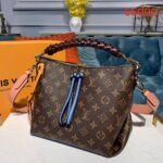 Louis Vuitton Monogram Canvas Beaubourg Hobo MiNi M55090 - Image 3