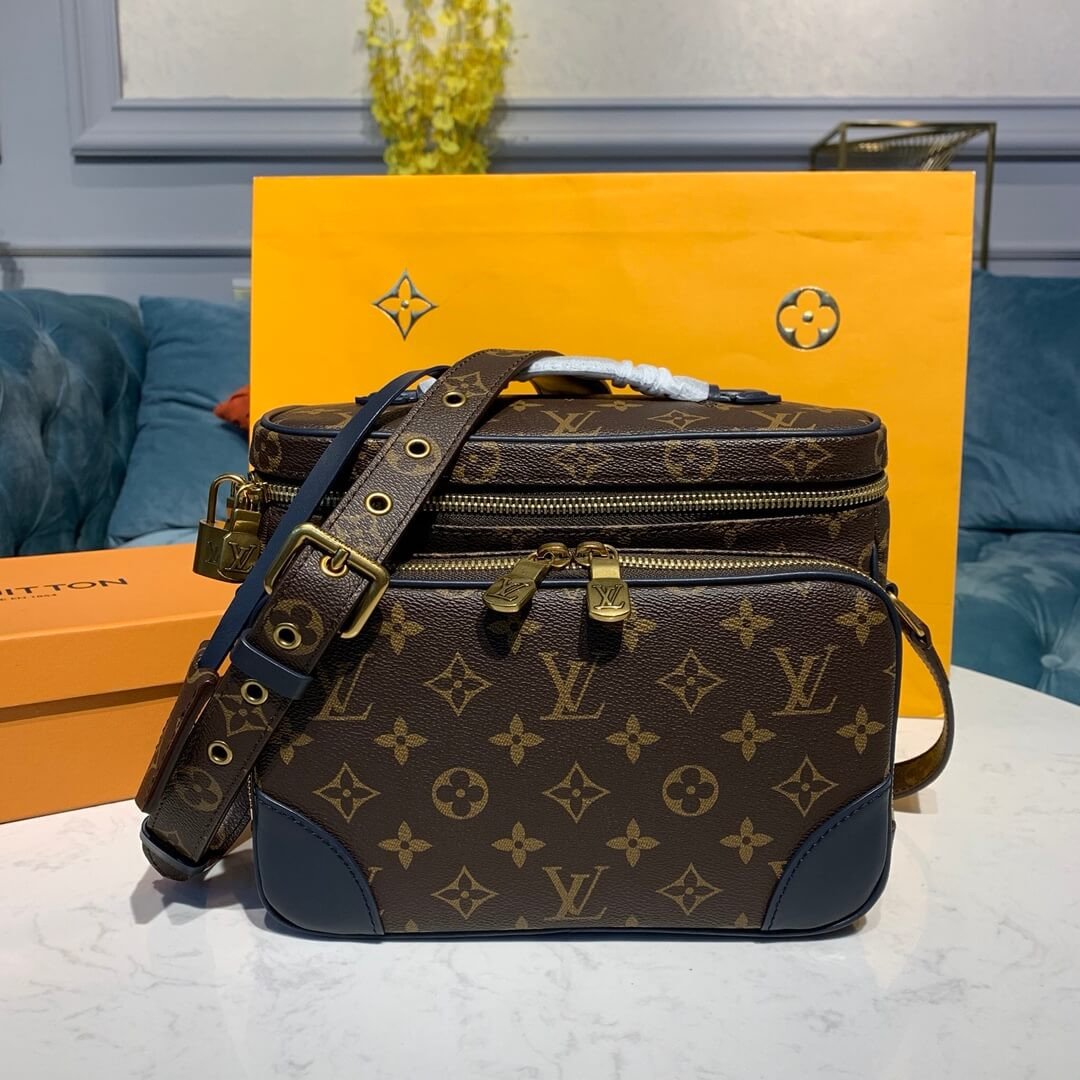 45d24bc664951ad88a2a24877f56010e7b2c6c4a Louis Vuitton Monogram Camera Bag M41510 - Image 1