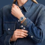 VACHERON CONSTANTIN OVERSEAS QUARTZ 33 MM STEEL WATCH 1225V/200A-B590 - Image 2