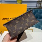Louis Vuitton Spring Street Handbag M90376 - Image 4