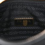 PRADA SAFFIANO LUX RE-EDITION 2005 SHOULDER BAG BLACK (22*17*6cm) - Image 5