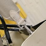 Ladies fashionable large capacity tote bag - Image 9