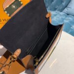 Louis Vuitton Bumbag Dauphine M58881 - Image 9