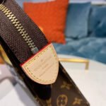 Louis Vuitton Pikachu Pochette Voyage M47542 - Image 8