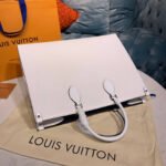 Louis Vuitton Epi Leather Onthego MM M56080 M56081 M56229 - Image 6