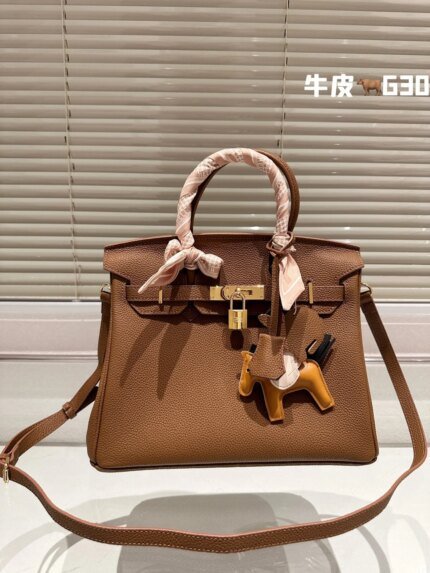 Hermès Birkin Togo Calf Gold Hardware chestnut size: 30Cm/ 25Cm