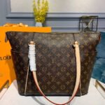 Louis Vuitton Monogram Canvas Totally MM M56689 - Image 4