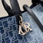 Women’s fashionable denim versatile handbags - Image 6