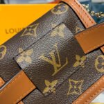 Louis Vuitton Bumbag Dauphine BB M68621 - Image 7