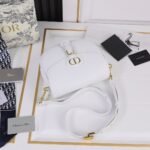 New women’s fashionable white crossbody handbag - Image 3