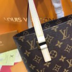 Louis Vuitton Monogram Canvas Vavin PM M51172 - Image 2