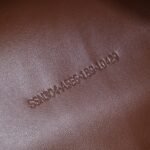 Ladies classic fashion handbag - Image 6