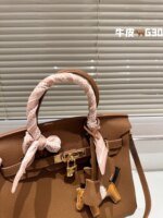 Hermès Birkin Togo Calf Gold Hardware chestnut size: 30Cm/ 25Cm - Image 2