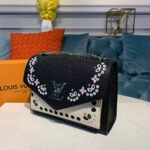 Louis Vuitton Mylockme BB M53954 - Image 3