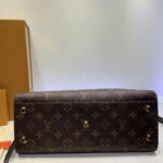 Louis Vuitton On My Side Bag M55933 - Image 6
