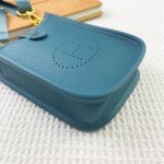 Hermès Evelyn TOGO mini phone bag Linen blue 336 size: 18*12.5*4cm - Image 2