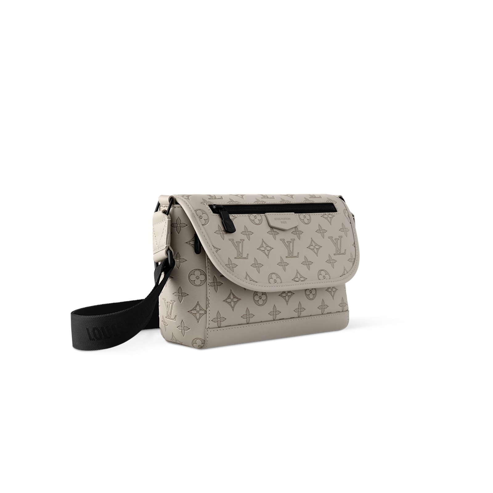 886176fa80bb54005d2d43f2ad9f5aca0c08290c LOUIS VUITTON PULSE MESSENGER M14912 (27*17*11cm) - Image 1