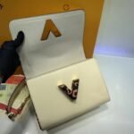 Louis Vuitton Epi Leather Twist MM M53928 - Image 7