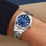 VACHERON CONSTANTIN OVERSEAS SELF-WINDING 41 MM WATCH 4520V/210A-B128 - Image 3