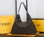 Ladies Fashion Classic Capacity Handbag - Image 4