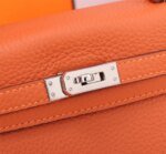 Hermès Kelly Togo Calf Sliver hardware Orange size: 25Cm/ 28Cm - Image 2