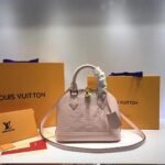 Louis Vuitton Monogram Vernis Alma BB M50415 - Image 2