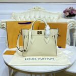 Louis Vuitton On My Side Bag M55802 Beige - Image 4