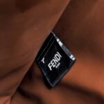 Ladies classic fashion handbag - Image 7