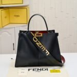 Ladies classic fashion handbag