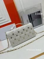 Ladies Fashion Butterfly Bracelet Bag - Image 5