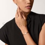 CARTIER BRACELET LOVE, MOD�LE CLASSIQUE, FINITION BROSS�E, 4 DIAMANTS B6080017 - Image 3