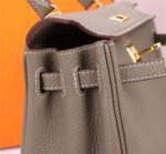 Hermès Kelly Togo Calf Gold hardware Elephant grey size: 25Cm/ 28Cm - Image 3