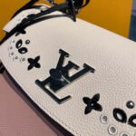 Louis Vuitton Lockme Ever BB M53952 - Image 8